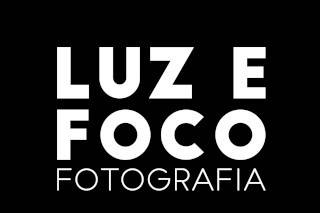 Luz e foco logo