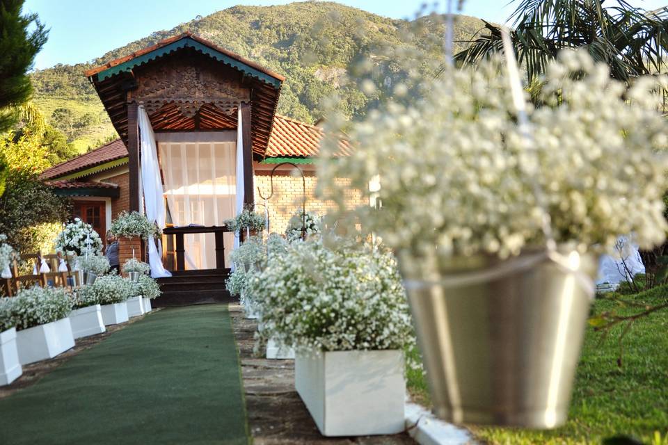 Casamento no campo ao ar livre