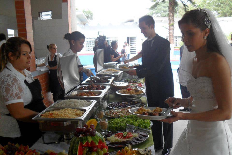 Abrindo o almoço