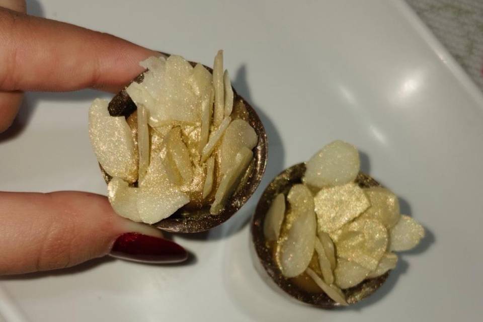 Doce de leite com amêndoas