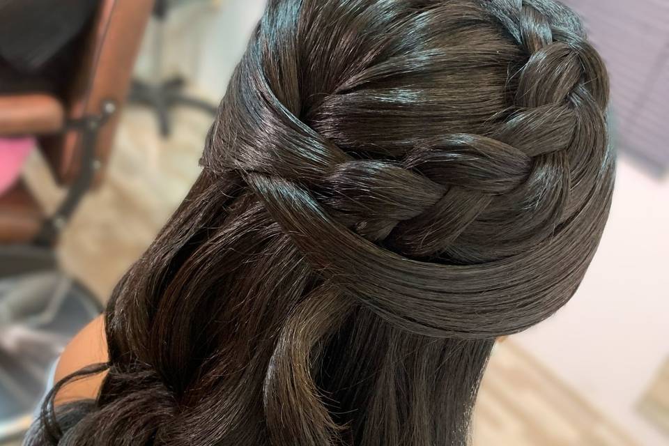 Penteado semi preso