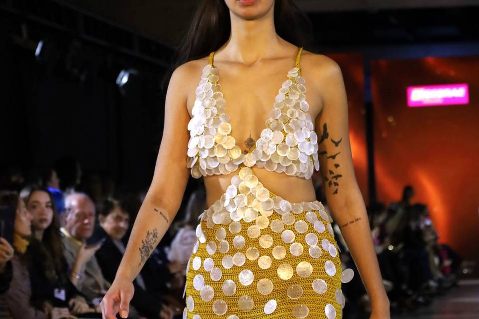 Vestido Crochê em Madre Pérola