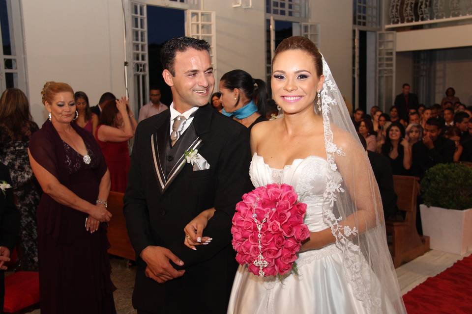 Noivo recebendo a Noiva