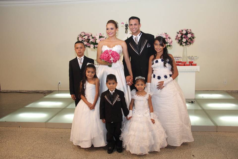 Noivos e Damas de Honra