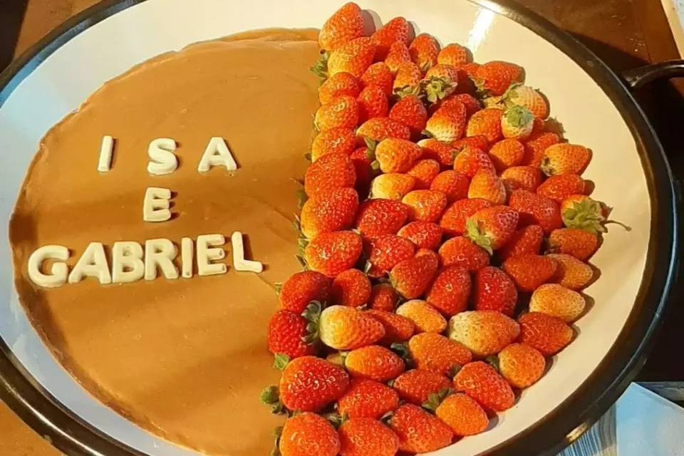 Brigadeiro com morango