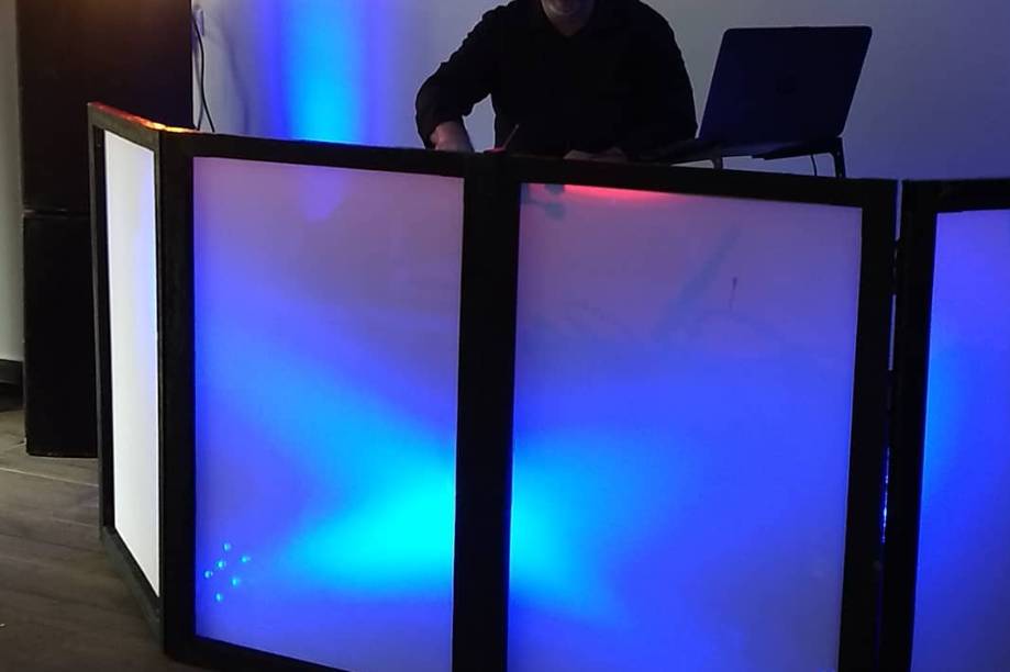 DJ Junior Oliveira