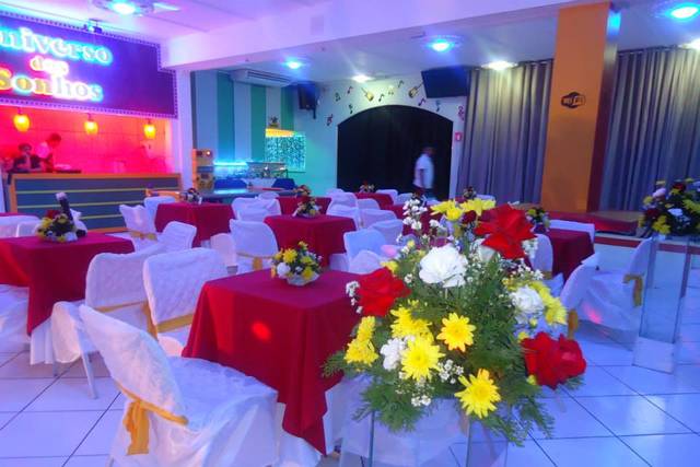 Buffet Universo dos Sonhos