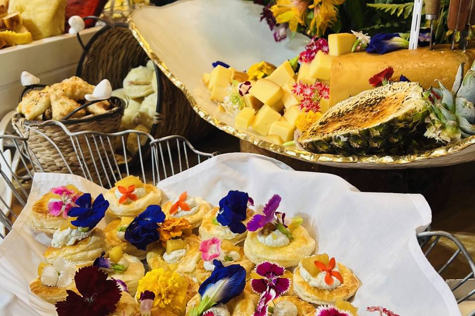 Aurora Buffet & Bistrô