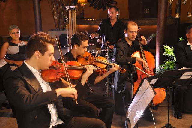 Violinos - Exalt´art Orquestra