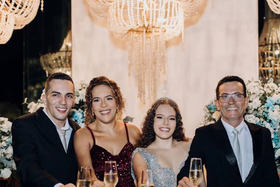 GRUPO VMH -SOLAR IMPERIAL