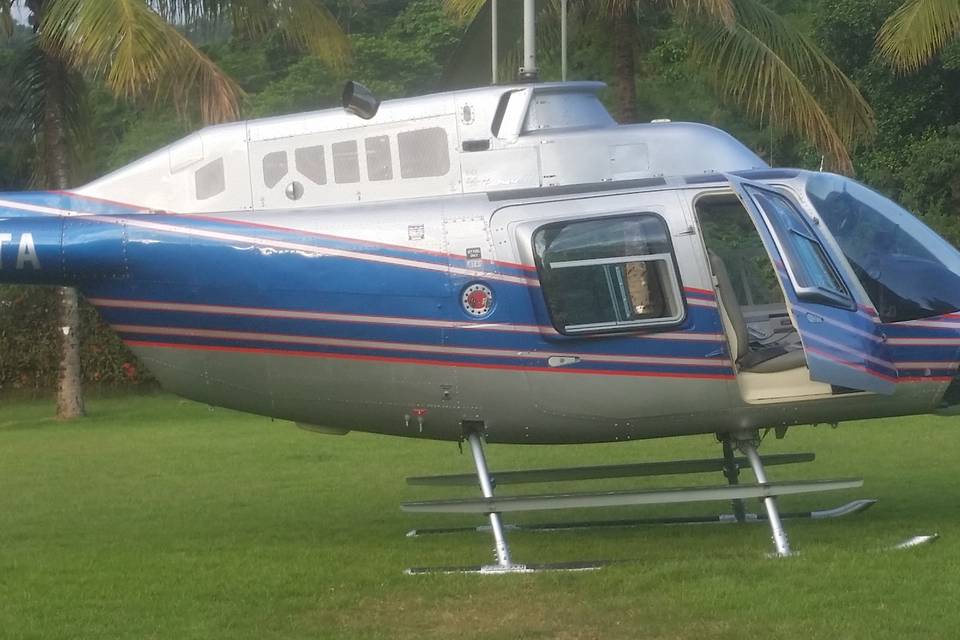 Pode chegar de helicoptero