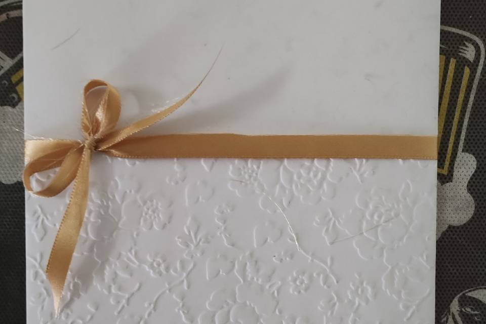 Envelope em relevo