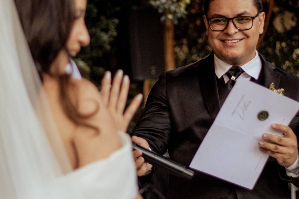 Noivos no altar