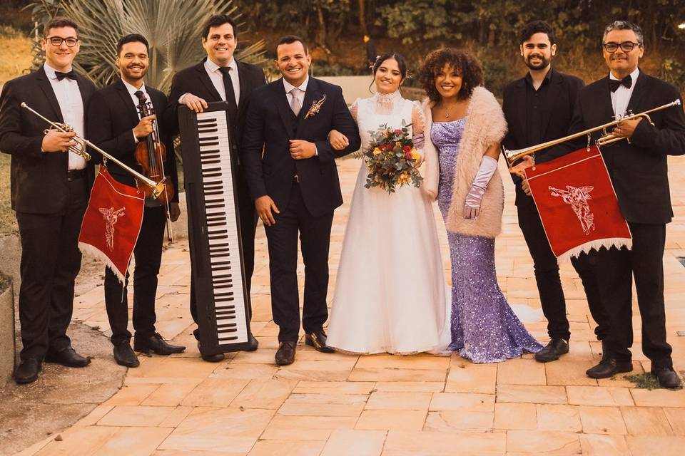 Bruna Toledo canto e prosa