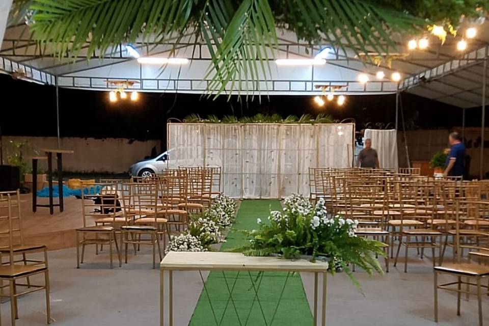 Visão do altar para a entrada