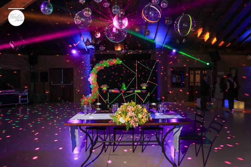 15 anos Gabi - decor NEON