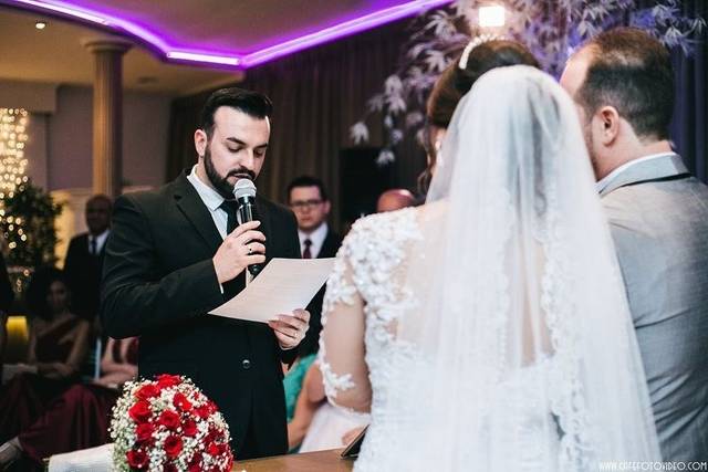 Rafael Arkanjo - Celebrante