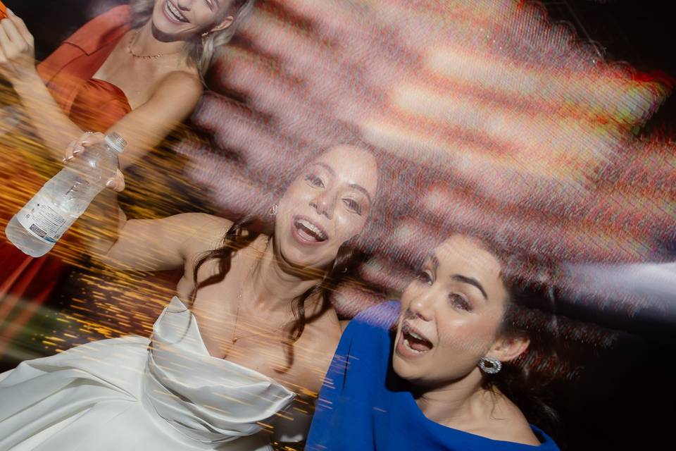 .....