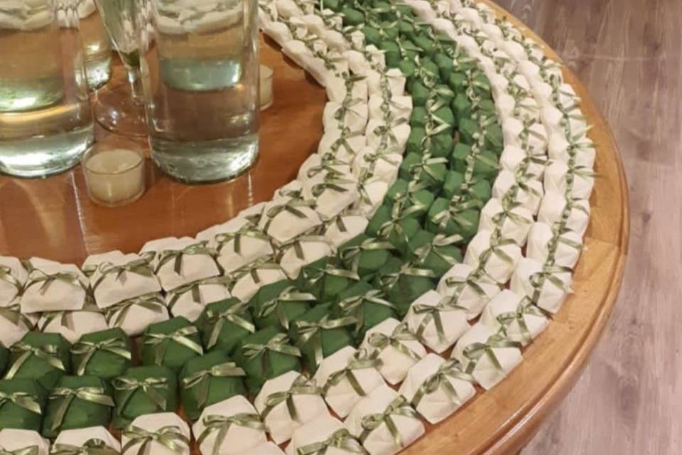Mesa de bem-casados