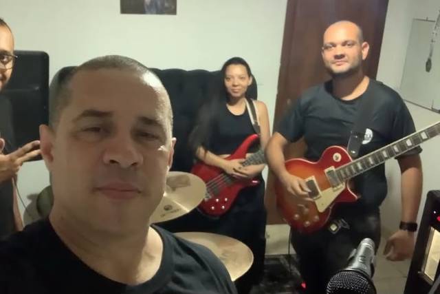 Banda Vitrola Rock Band
