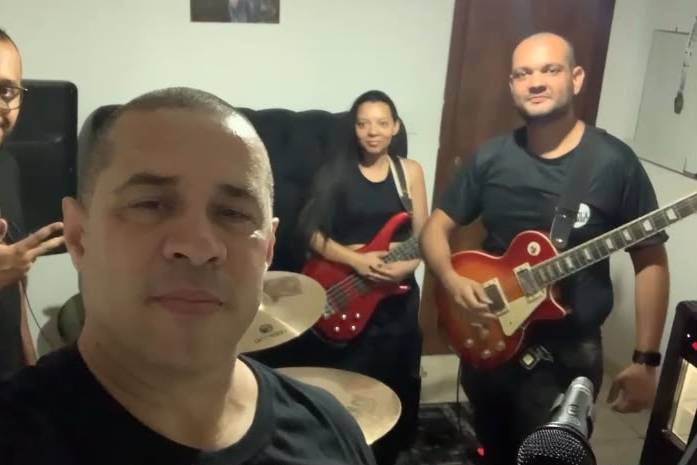 Banda Vitrola Rock Band