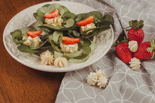 Brigadeiro suspiro e morango