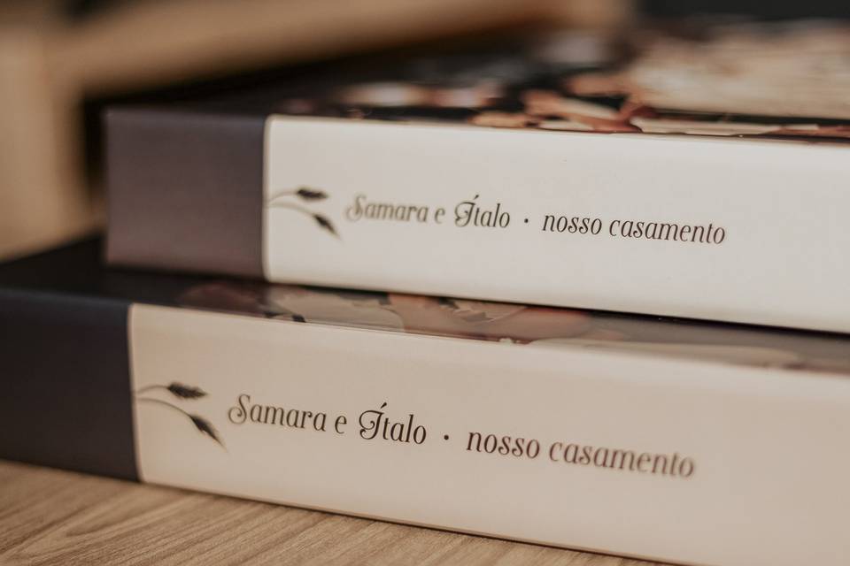 álbum com caixa