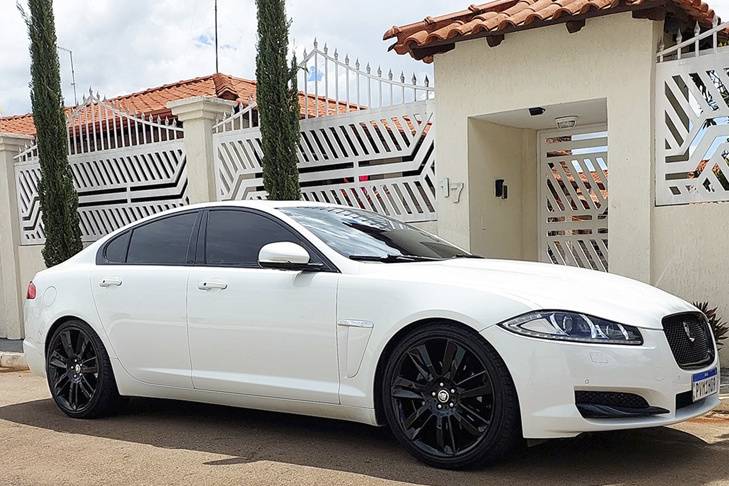 Jaguar XF