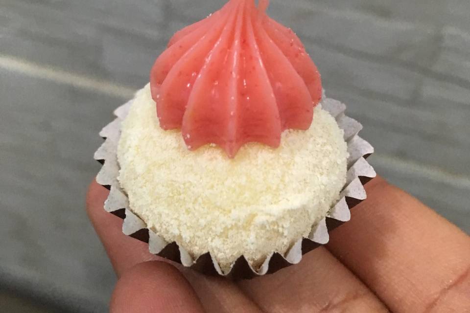 Brigadeiro Ninho com Morango