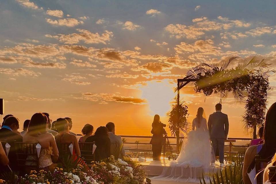 Altar + Cerimônia no Terraço