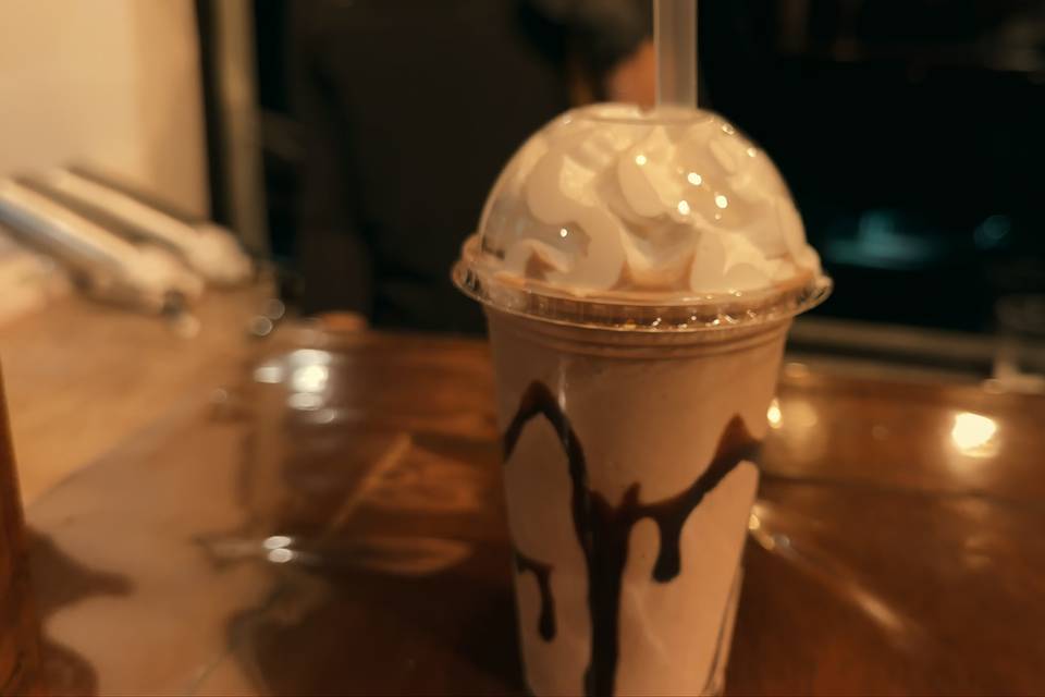 Shakes