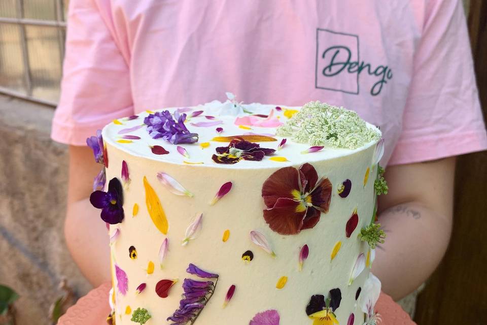 Ana Cake : Arte em Doces: Bolo de aniversário para a festa de 18 anos