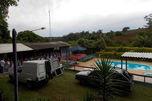 Salão e piscina