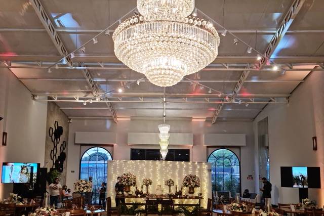 Cerimônia no interior do 101 H