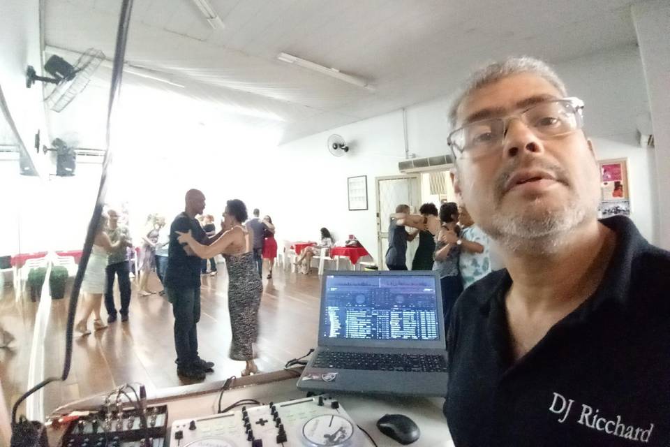 DJ Ricchard