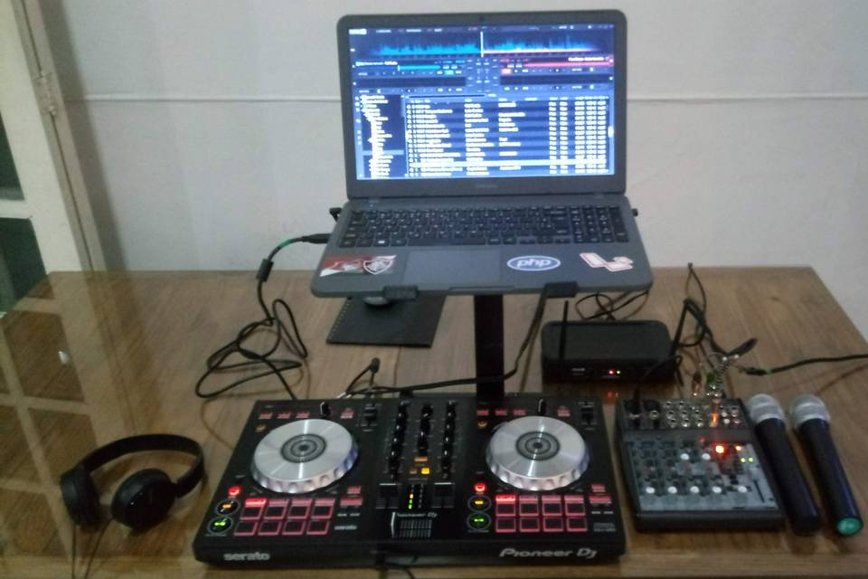 DJ Ricchard