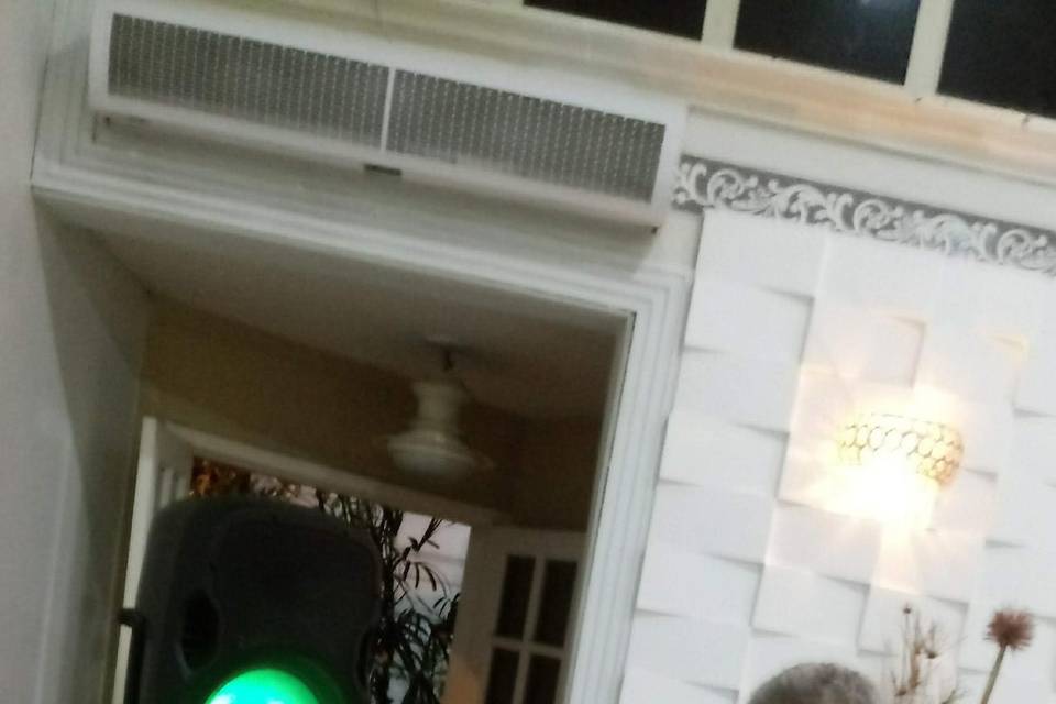 DJ Ricchard