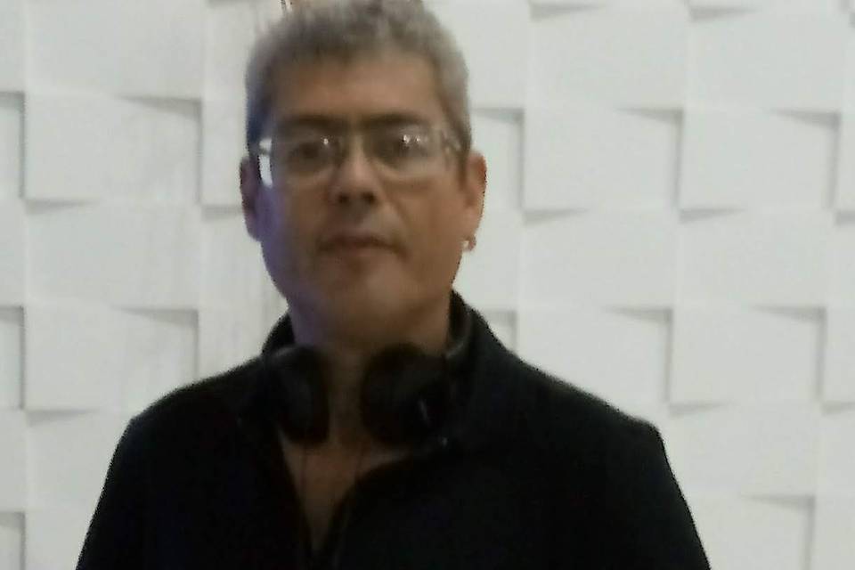DJ Ricchard