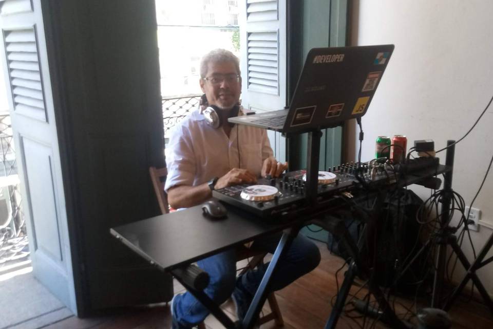 DJ Ricchard