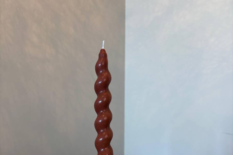 Vela Ondulada  —  17 cm.
