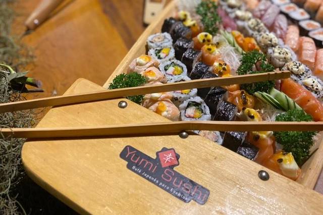 Yumi Sushi Buffet Japonês