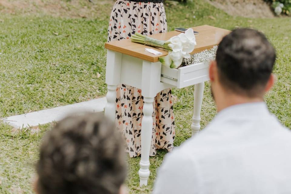 Celebrante Suzana Carvalho