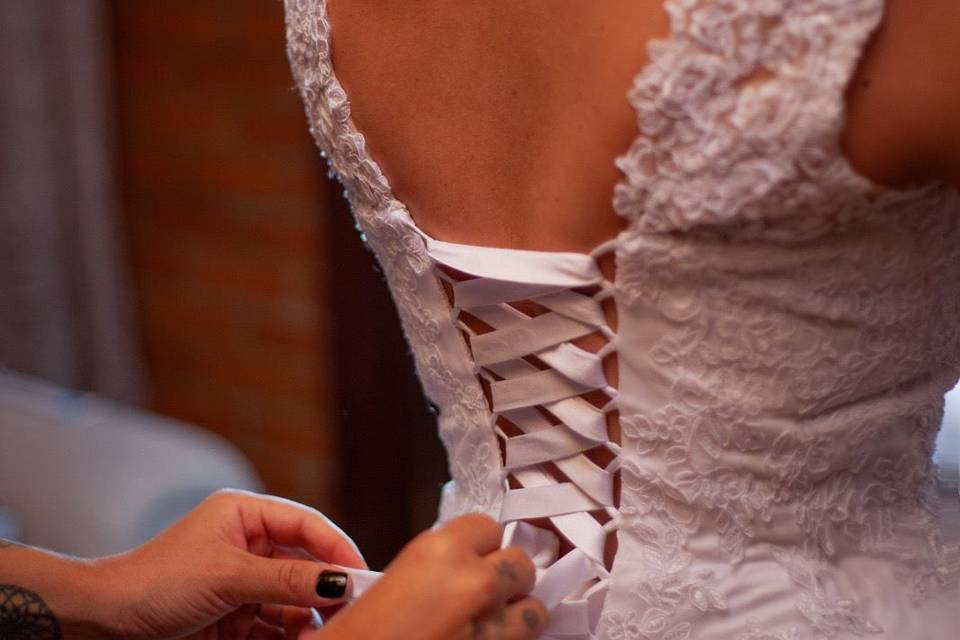 Vestido detalhes