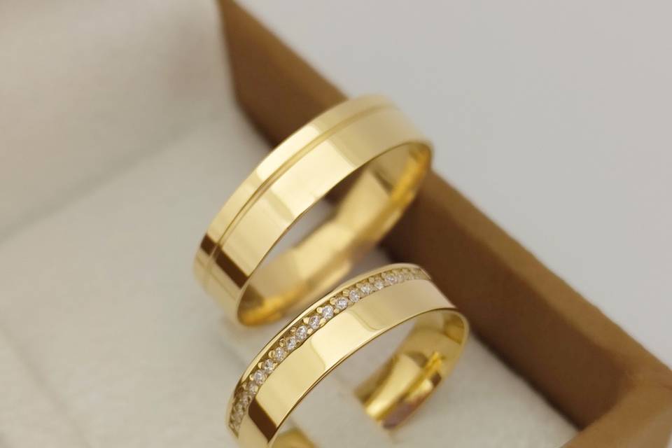 Par de alianças ouro 18K