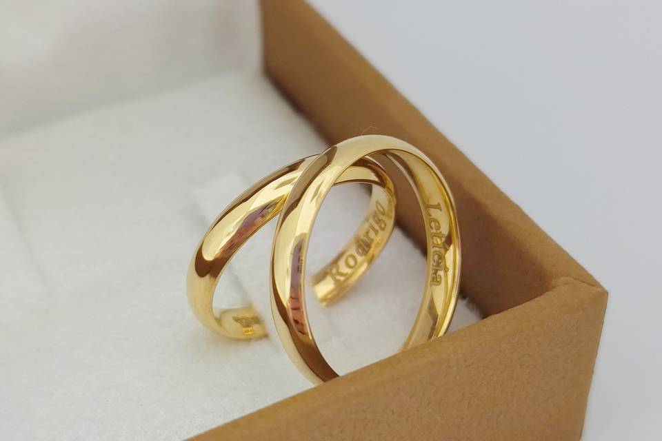 Alianças anatômicas 18K