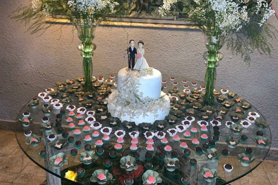 Mesa de doce - casamento simpl