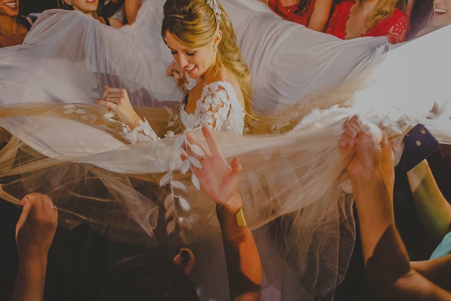 O vestido e a noiva