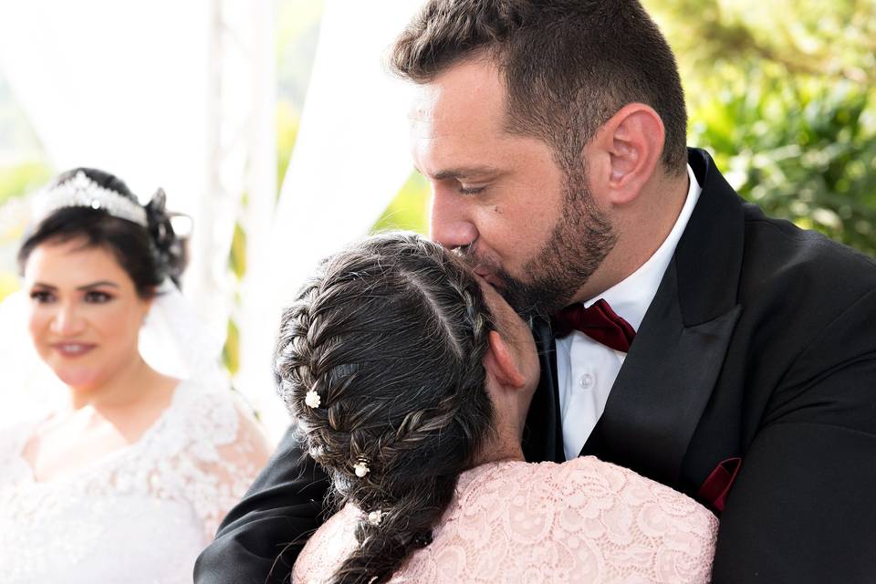 Robson Dias: Noivo e mãe