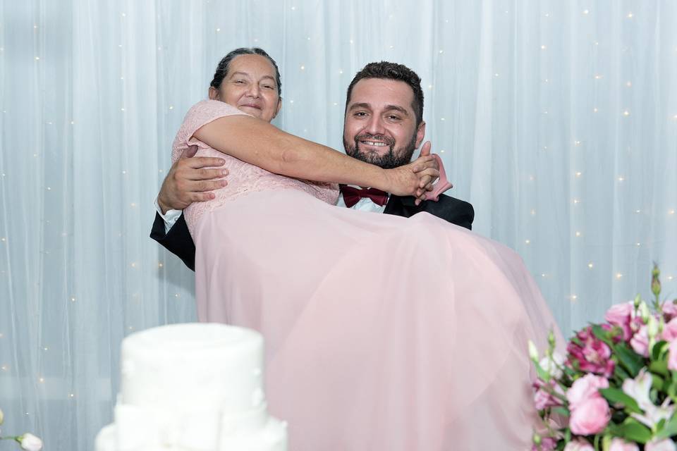 Robson Dias Noivo com a Mãe