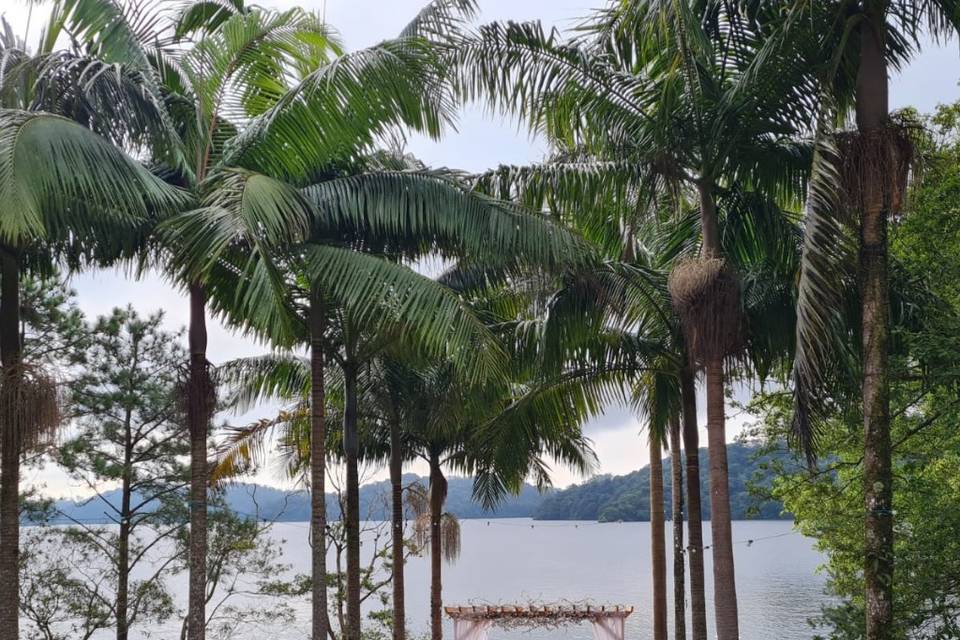 Naturescer Eco Resort